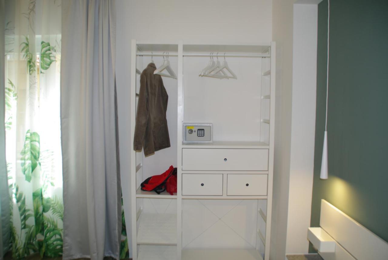 Отель Travel House Специя Экстерьер фото