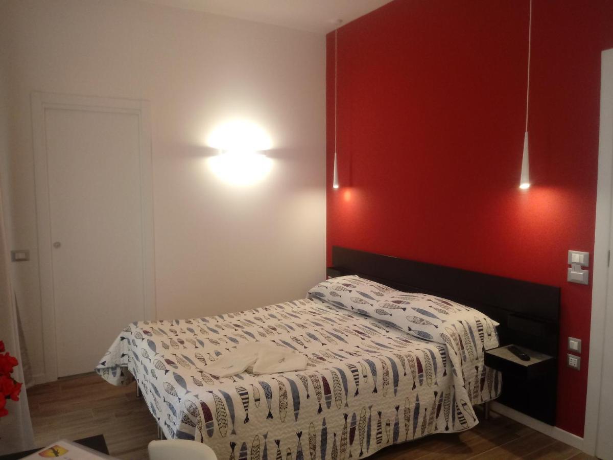 Отель Travel House Специя Экстерьер фото